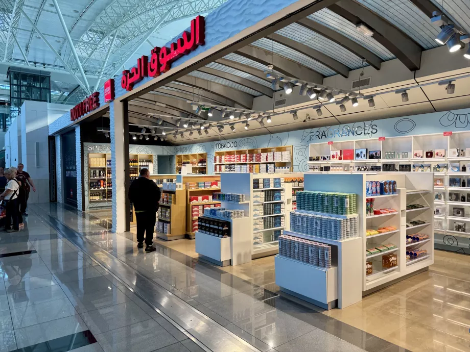 Loja duty-free nas chegadas
