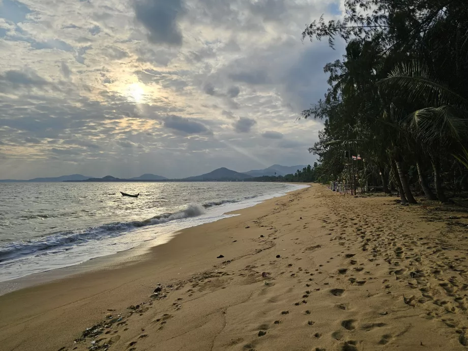 Praia de Mae Nam