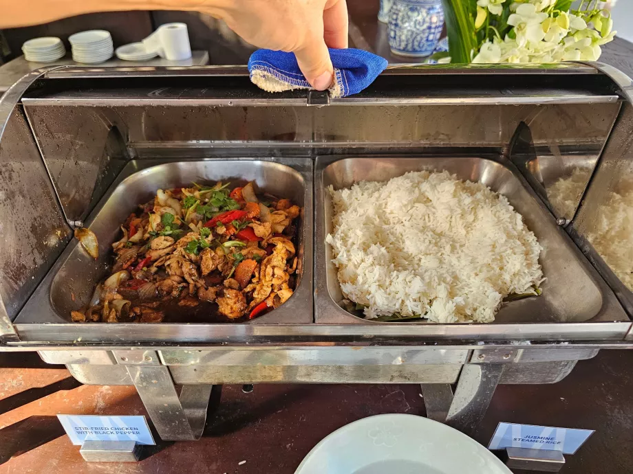 Pequeno-almoço - refeições quentes