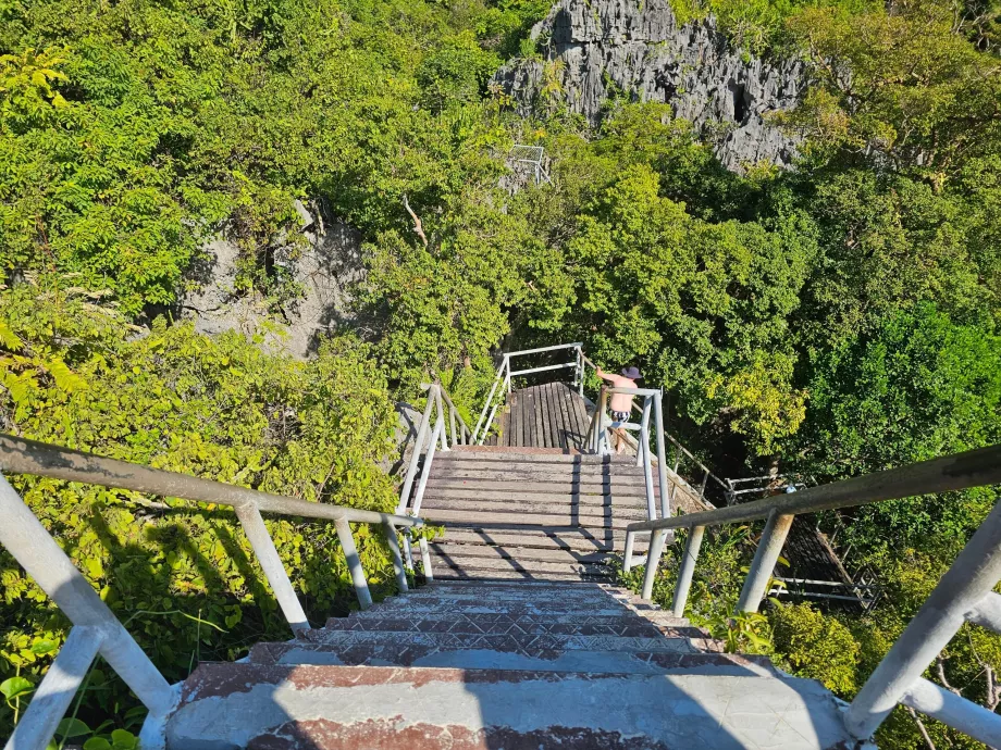 Escadaria para o Lago Esmeralda
