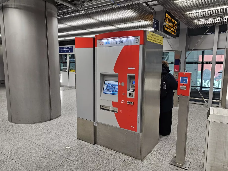 Máquina de venda automática de bilhetes, SkyTrain