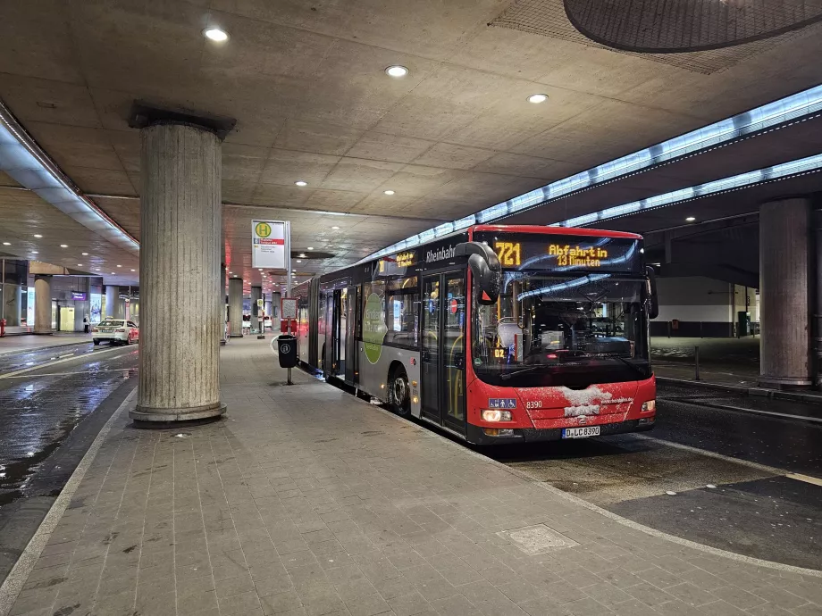Autocarro, aeroporto DUS