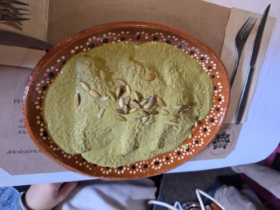 Enchilladas com guacamole