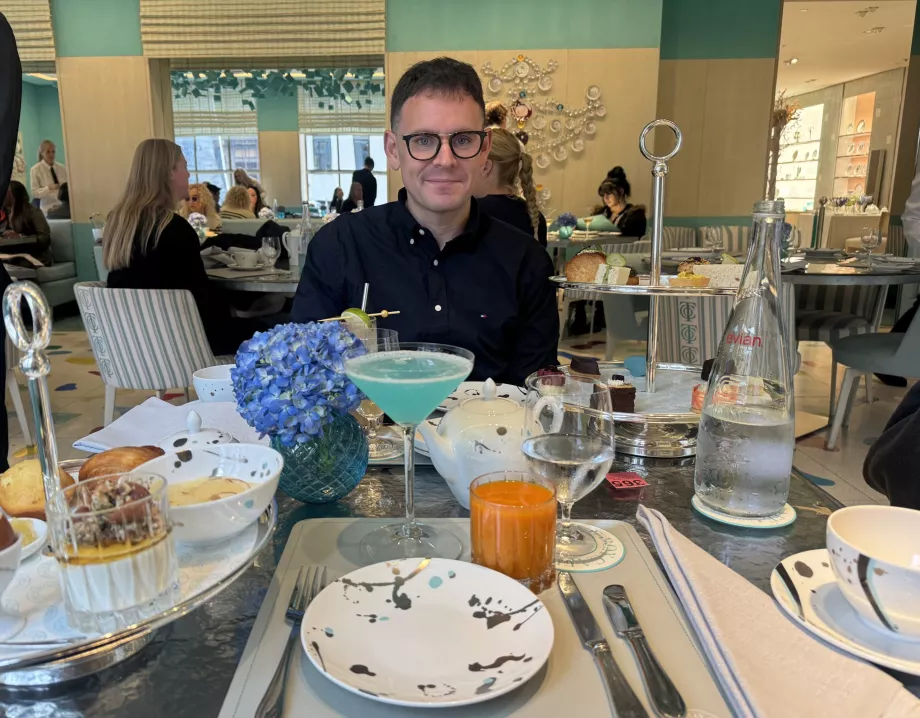 Pequeno-almoço "Me at Tiffany's