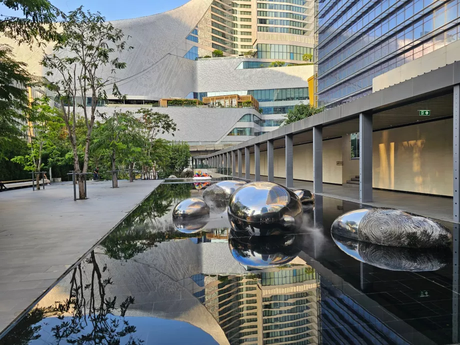 Quadrado sobre Akara Sky Hanuman