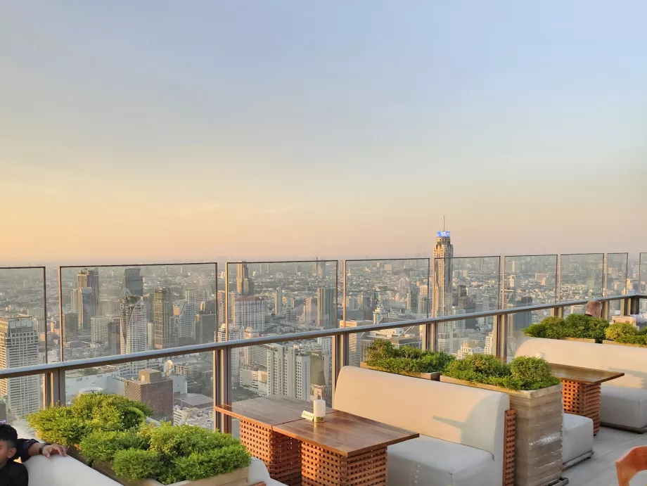 Akara Sky Hanuman - vista de Banguecoque