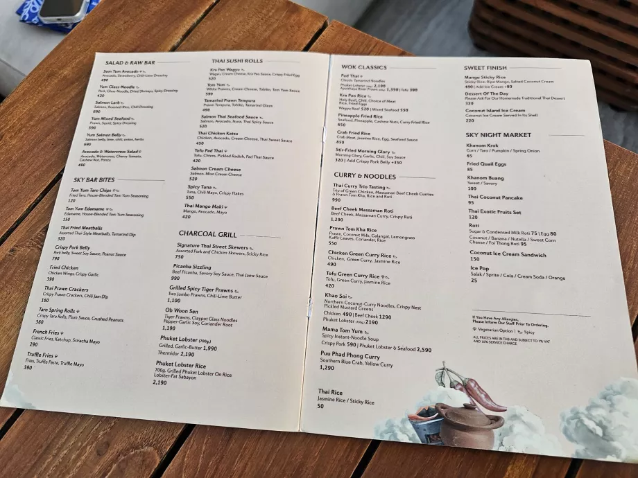 Akara Sky Hanuman - menu, comida