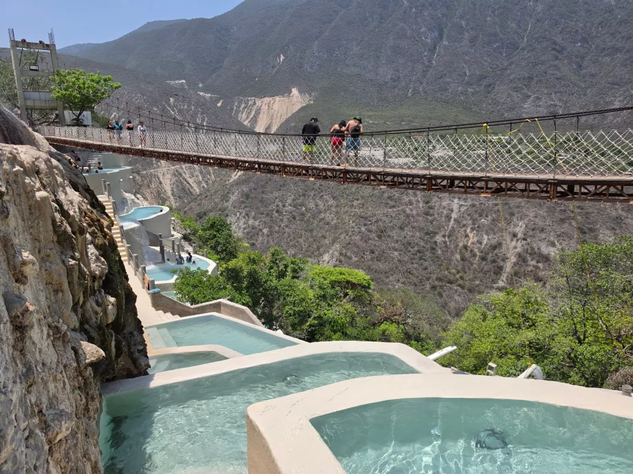 Piscinas em cascata Tolantongo