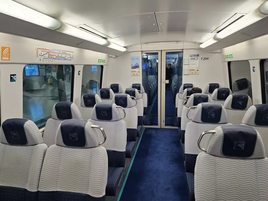 Interior do comboio Airport Express