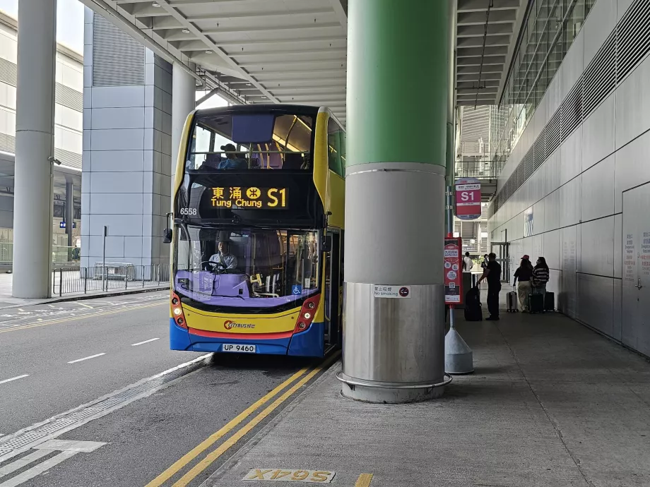 Paragem de autocarro S1 no aeroporto