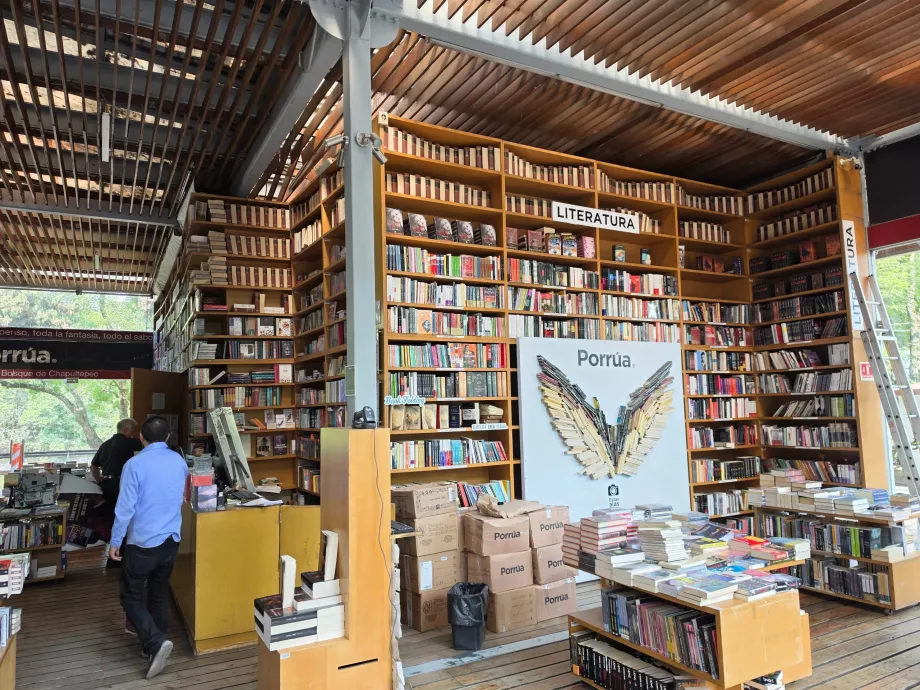 Biblioteca de Porrúa