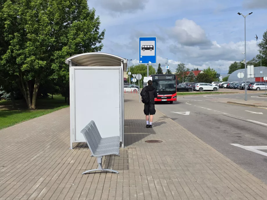 Paragem de autocarro urbano e interurbano
