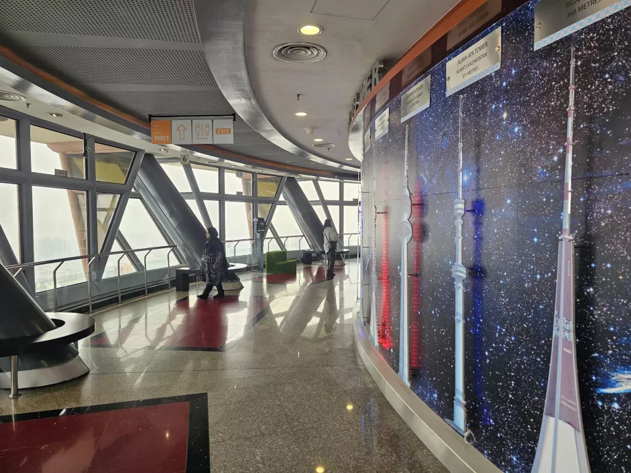 Terraço de observação interior Menara