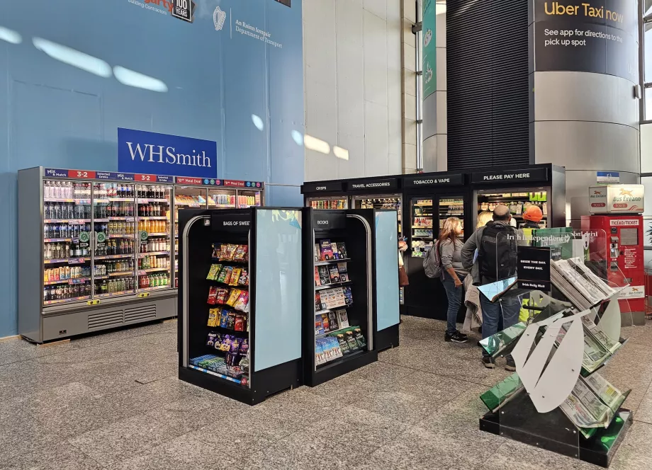WHSmith no átrio das chegadas