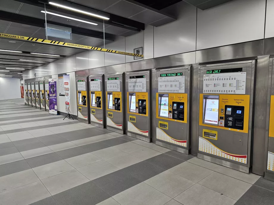 Máquinas de venda automática de bilhetes no metro