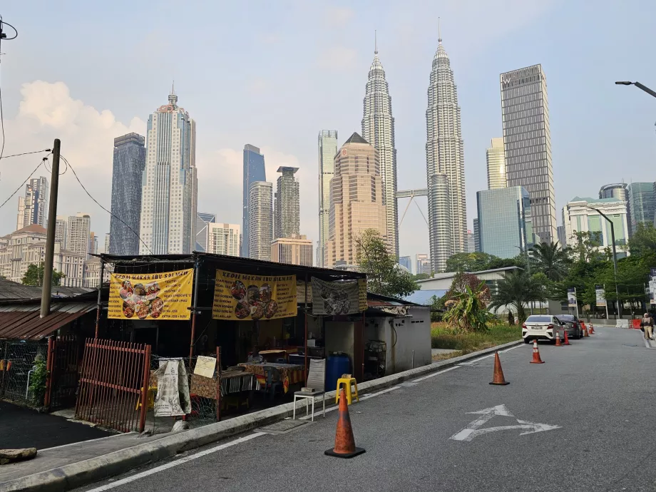 Vista do bairro de Kampung Baru