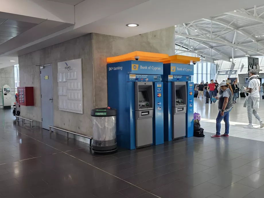 Caixas multibanco gratuitos, sala de partidas