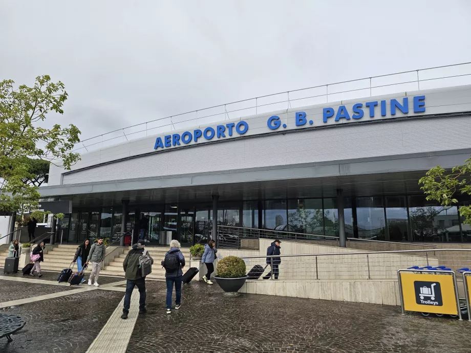 Terminal do aeroporto de Ciampino