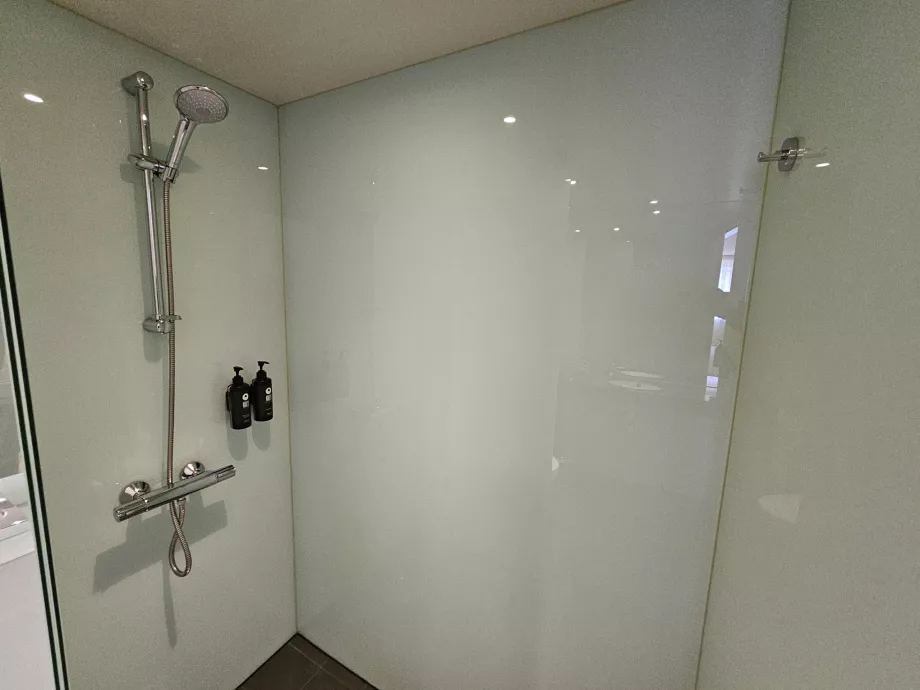 Ramada Encore, duche