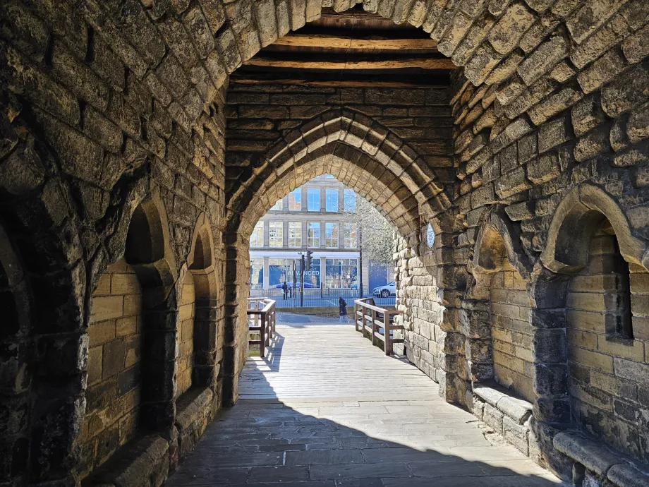Castelo de Newcastle, Portão Negro