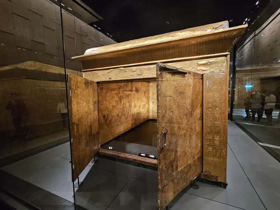 Túmulos nas galerias principais