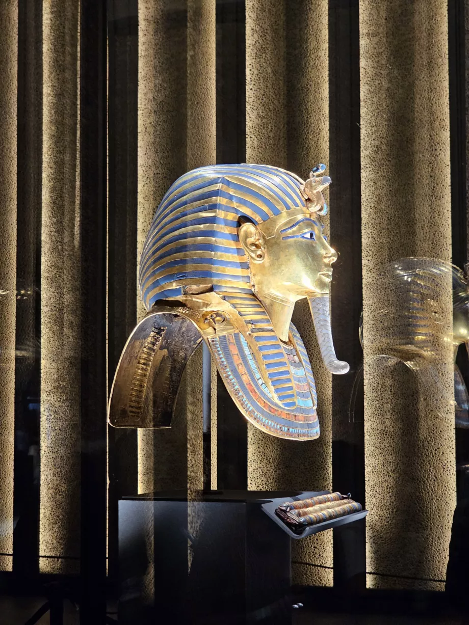 A Máscara de Tutankhamon