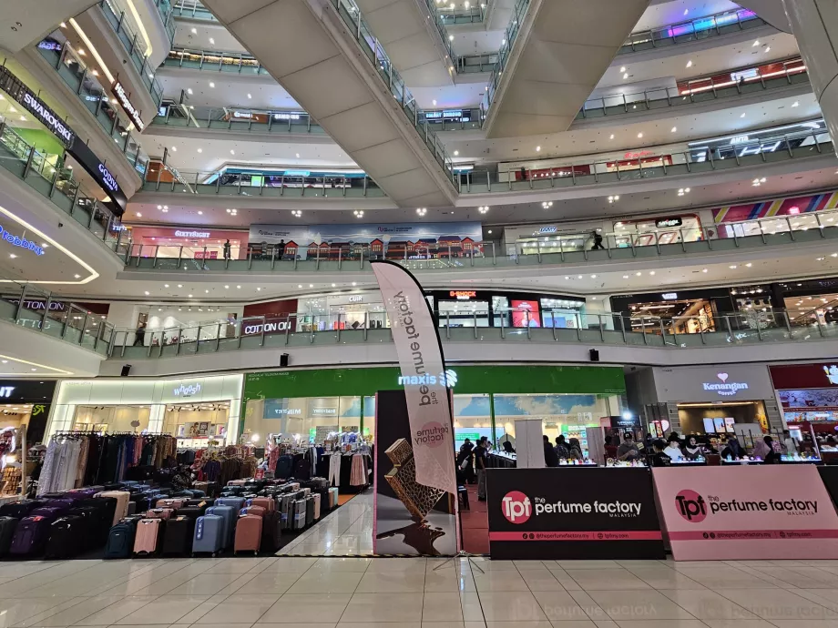Centro Comercial NU Sentral