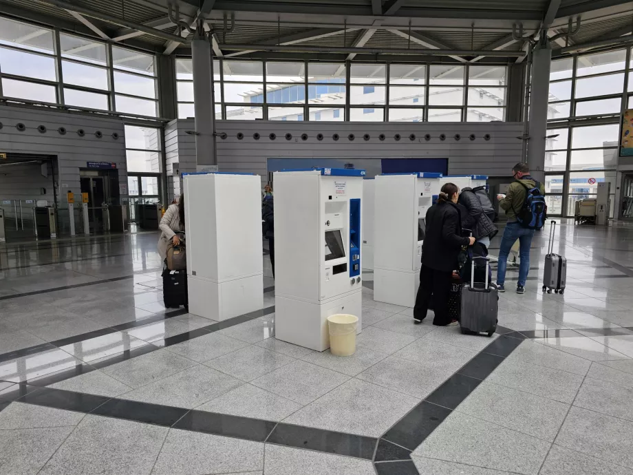 Máquinas de venda automática de bilhetes no metro