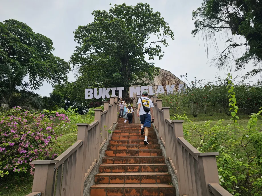 Bukit Melaka, escadaria principal