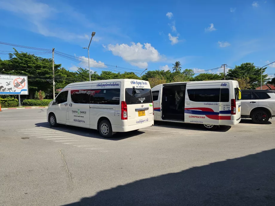 Minivans Lomprayah para ferries