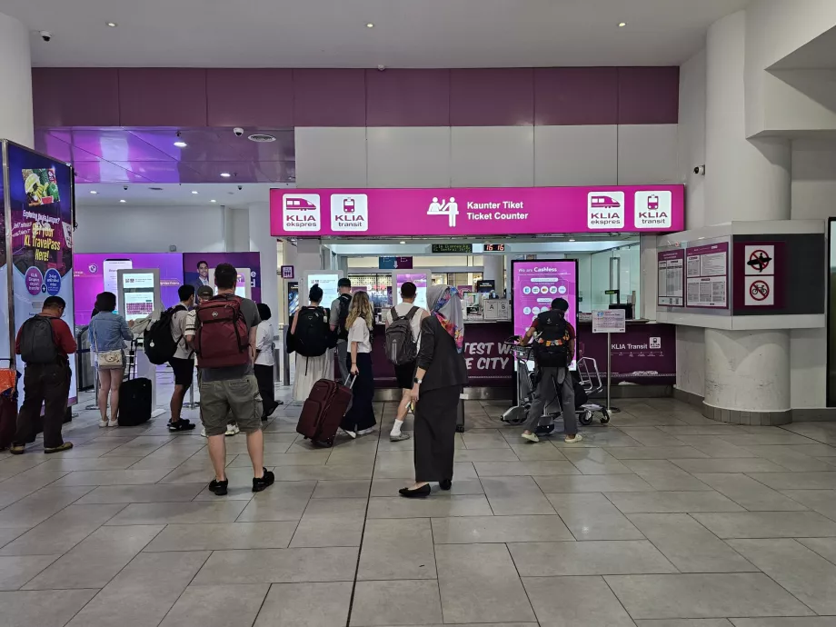 Bilheteiras, comboios KLIA