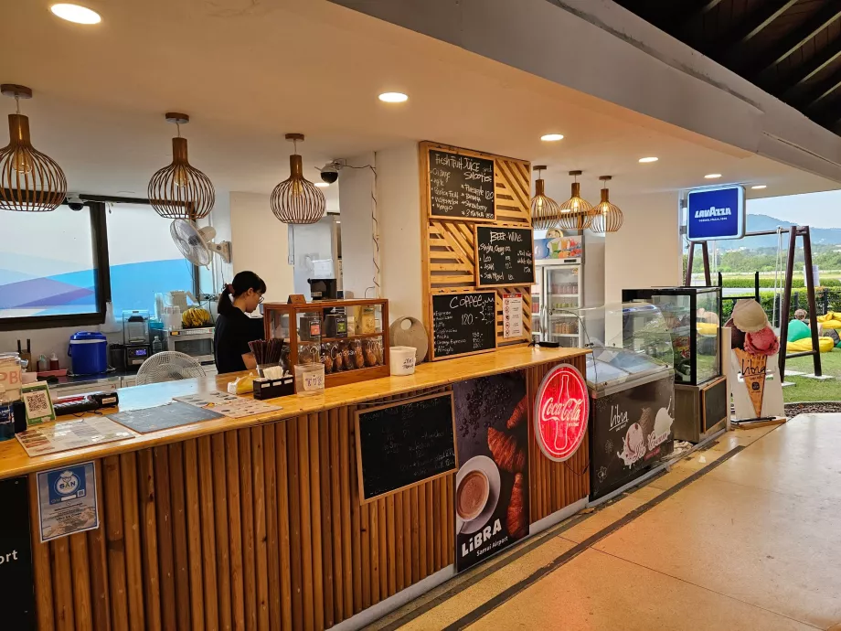 Cafés e restaurantes, secção internacional, zona de trânsito