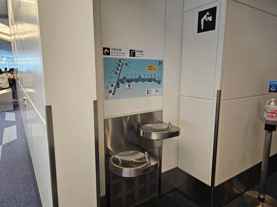 Água potável na zona de trânsito