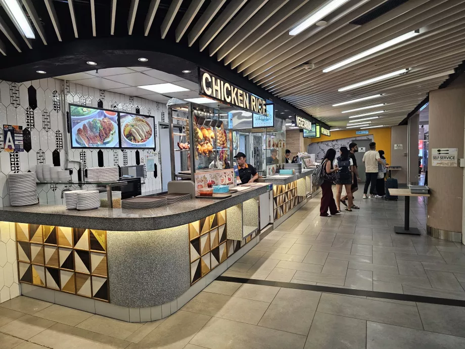 Praça de alimentação, Terminal 2, área pública