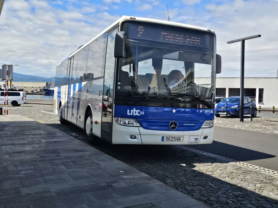 Autocarros na ilha do Pico