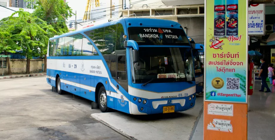 Autocarro interurbano