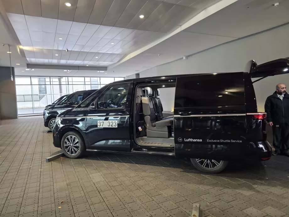 Transfer de limusina para o avião