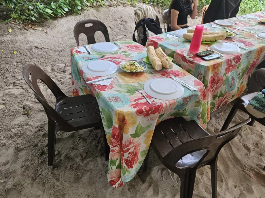 Almoço durante o cruzeiro