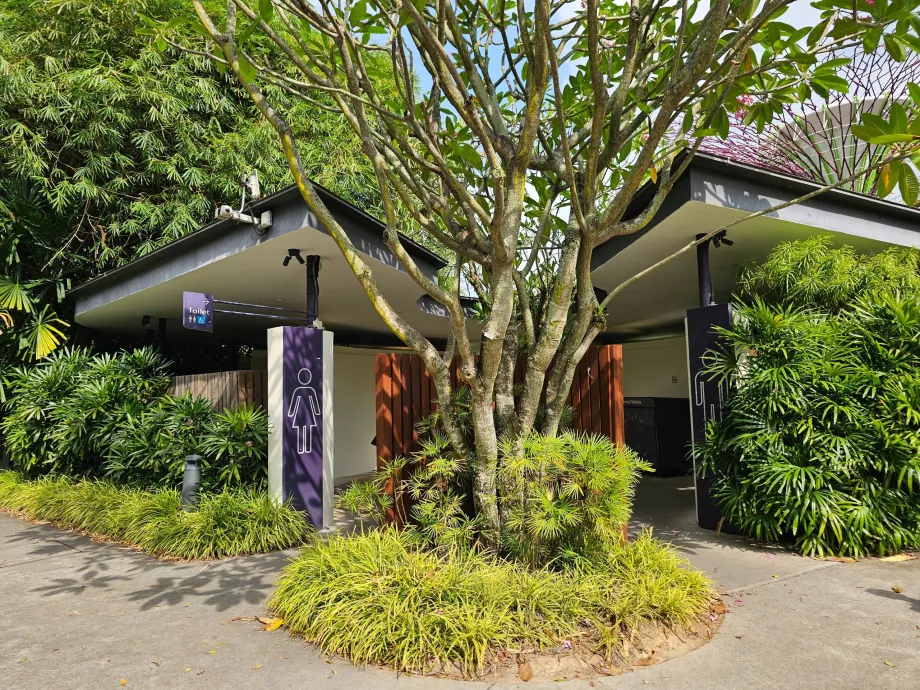 Jardins da Baía, casa de banho gratuita