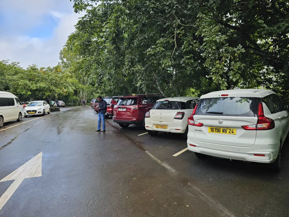 Parque de estacionamento de Chamarel