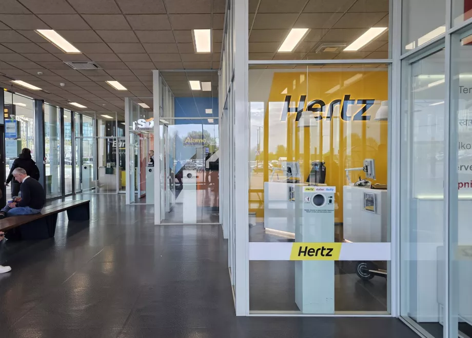 Balcões de aluguer de automóveis