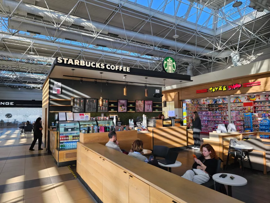 Starbucks, Terminal 1, secção de trânsito doméstico