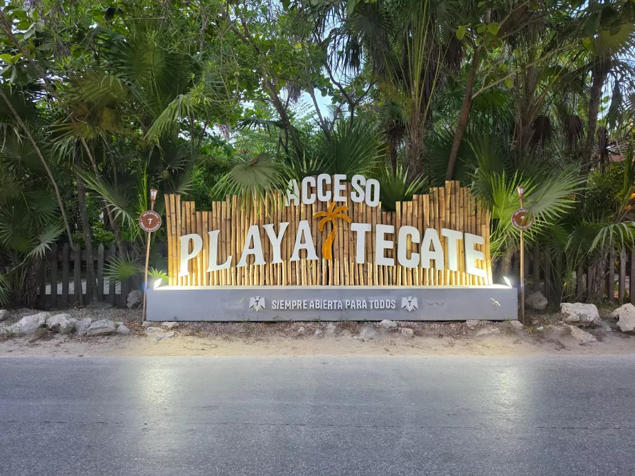 Um dos clubes de praia em Tulum