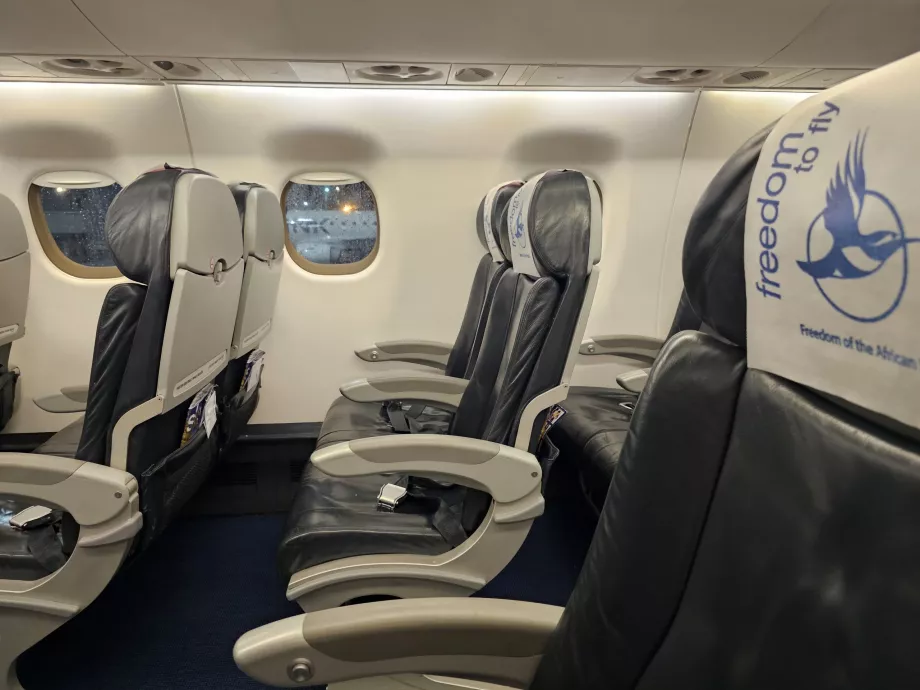 Assentos, Embraer 190