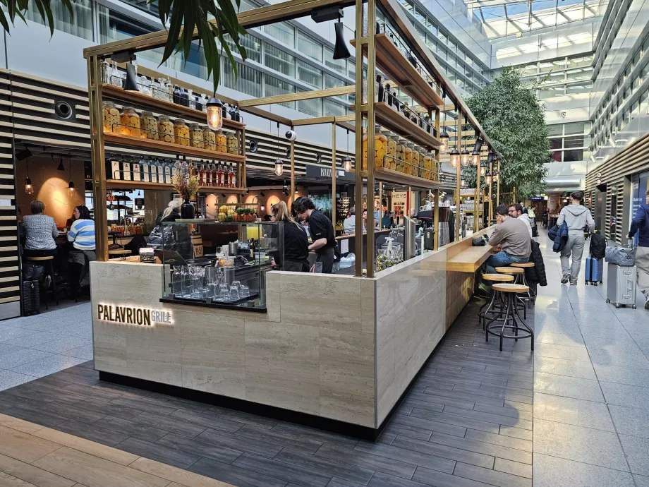 Restaurante no espaço público