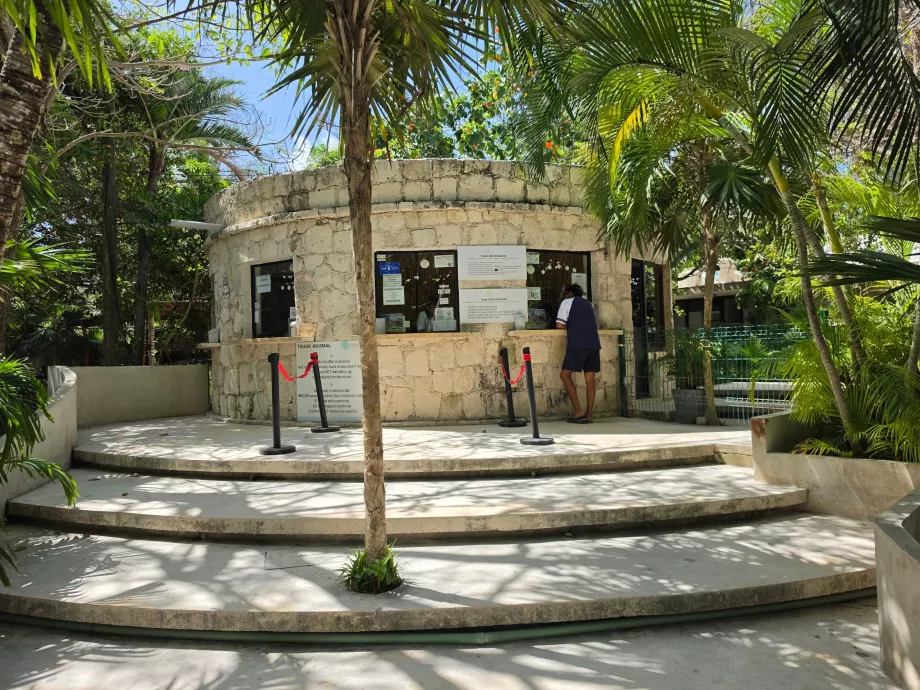 Bilheteira para a Praia de Akumal