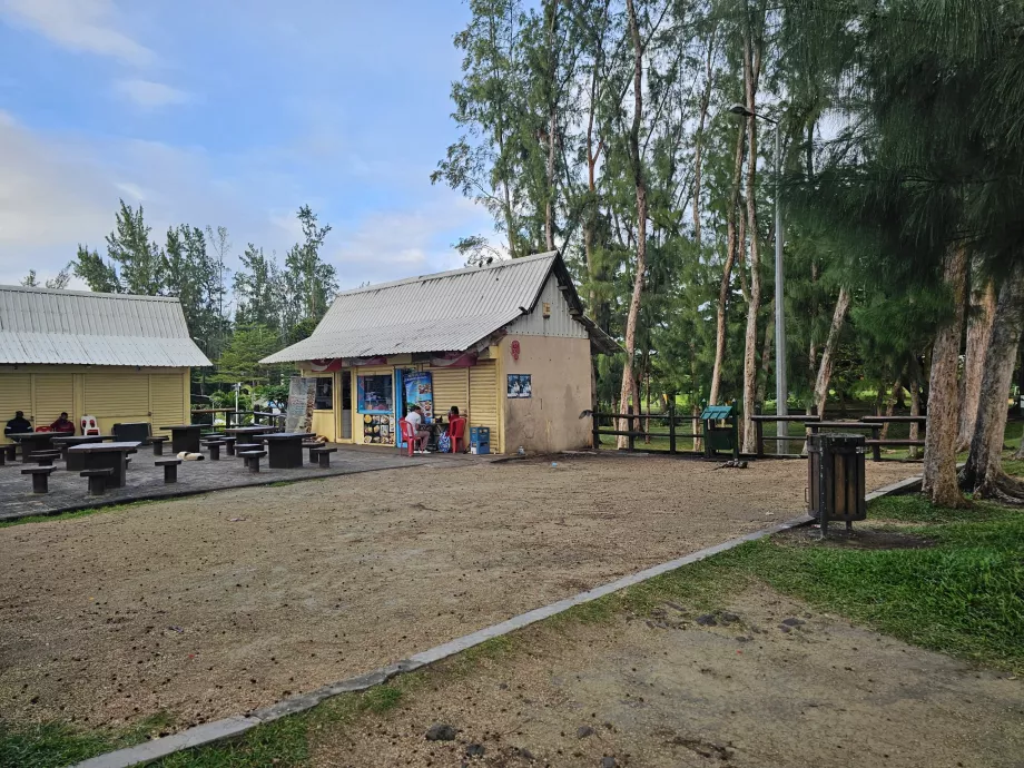 Praia de St. Félix, banca de bebidas