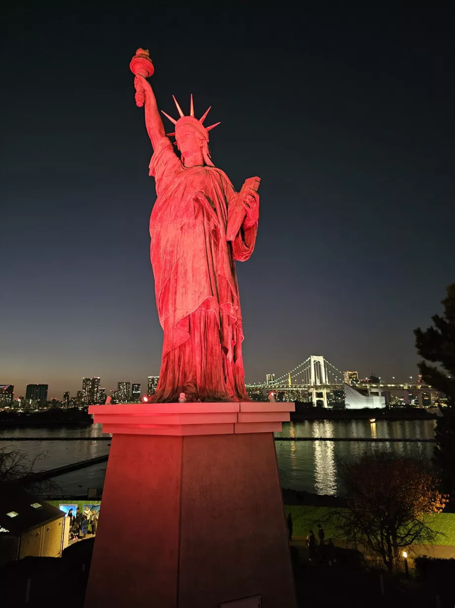 Estátua da Liberdade Odaiba