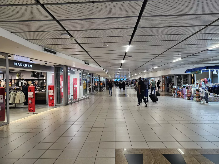 Passagem comercial, parte pública