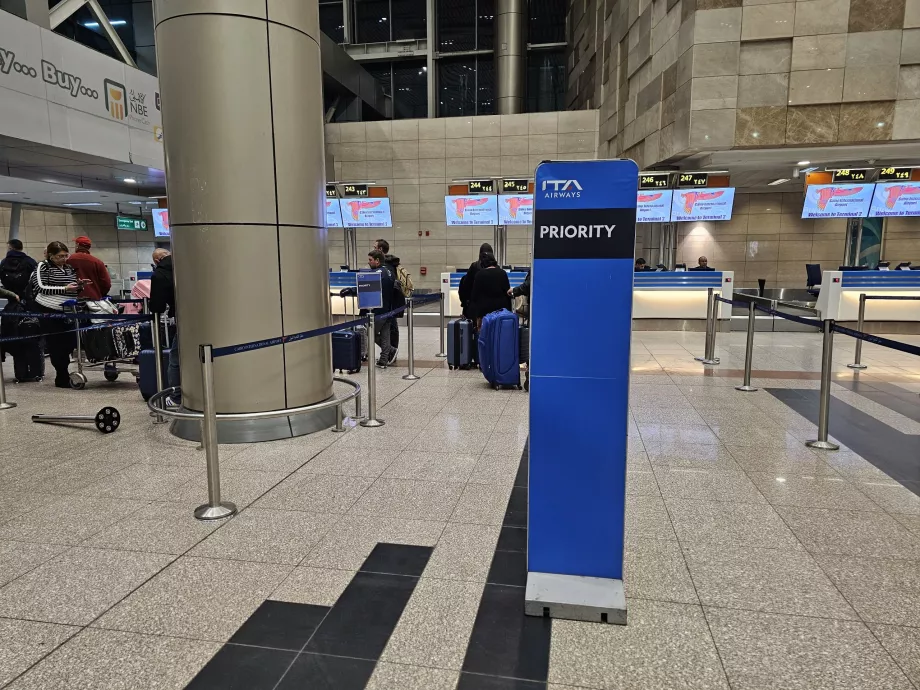 Check-in prioritário no aeroporto do Cairo